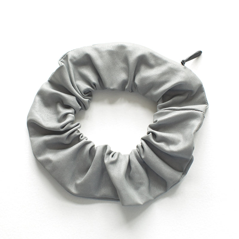 Venus – Scrunchie