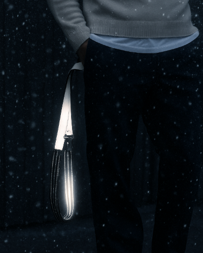 refleks til taske der øger synlighed i mørke omgivelser