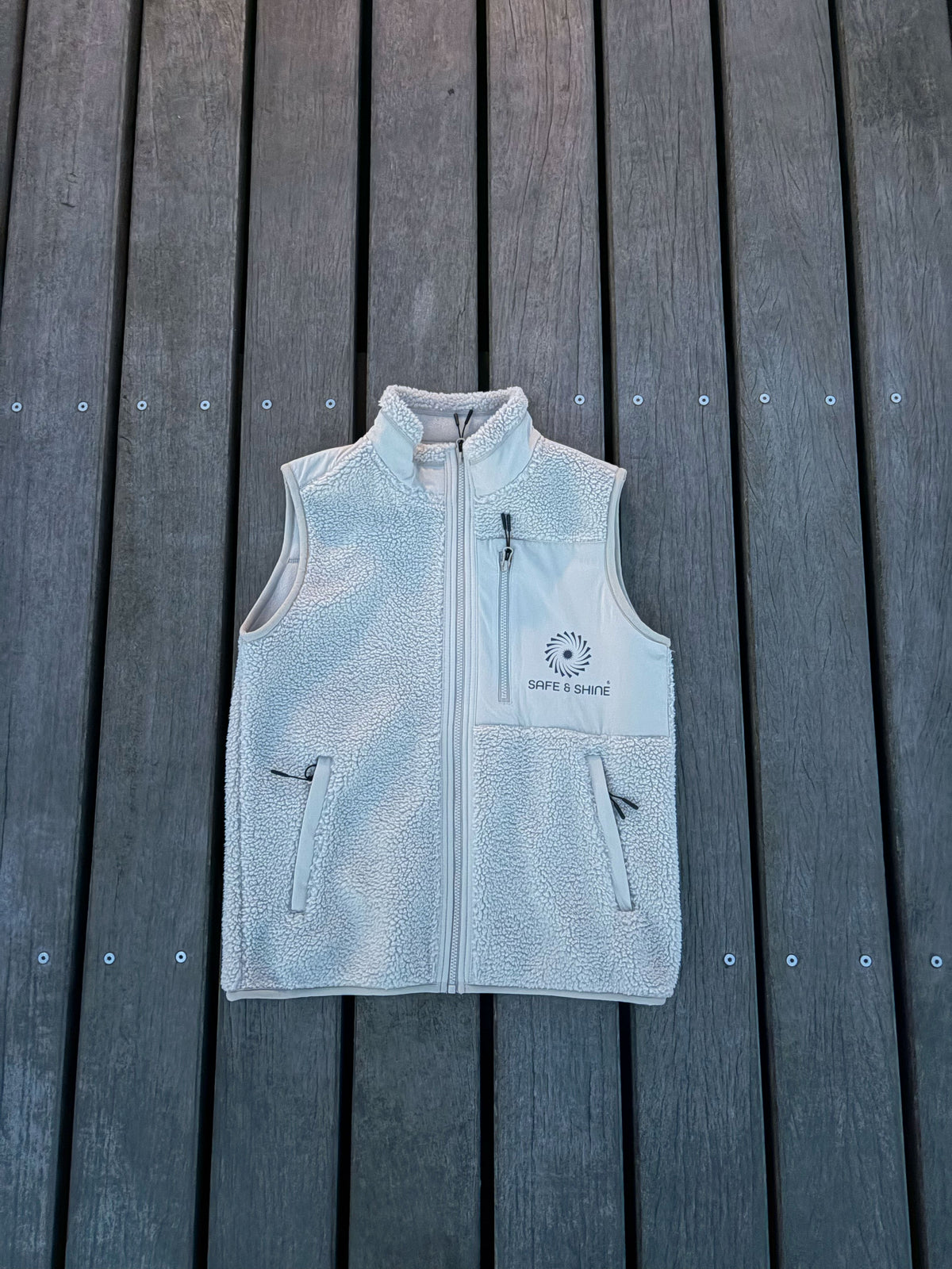 EVERYDAY vest
