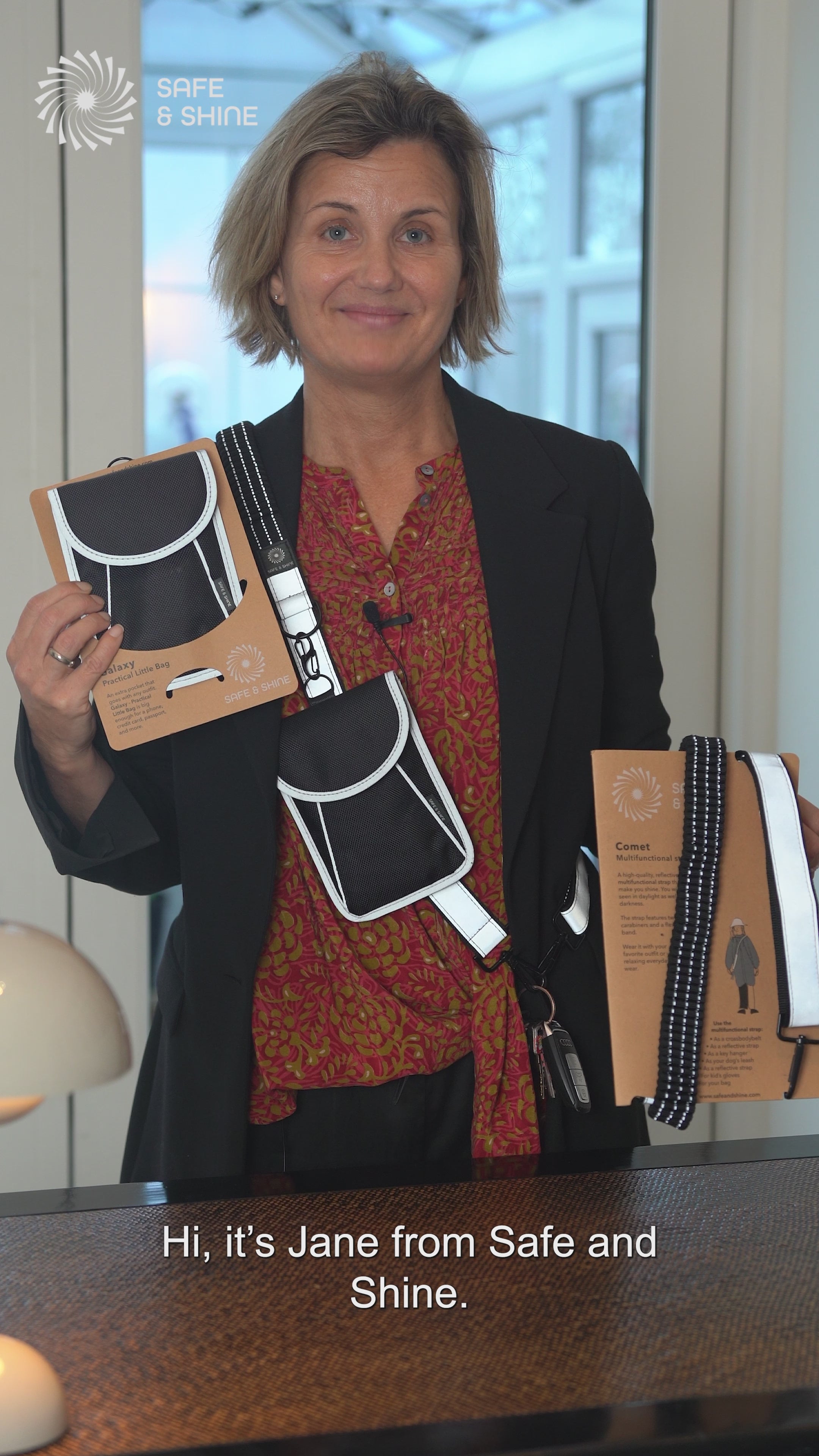 Video in which Safe and Shine presents a reflective bag and reflective strap for increased visibility in traffic